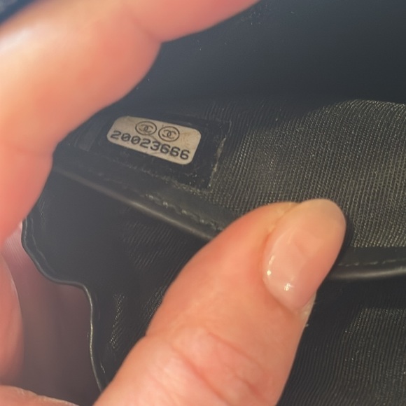 CHANEL
Caviar Timeless CC Flap Wallet - Picture 4 of 5